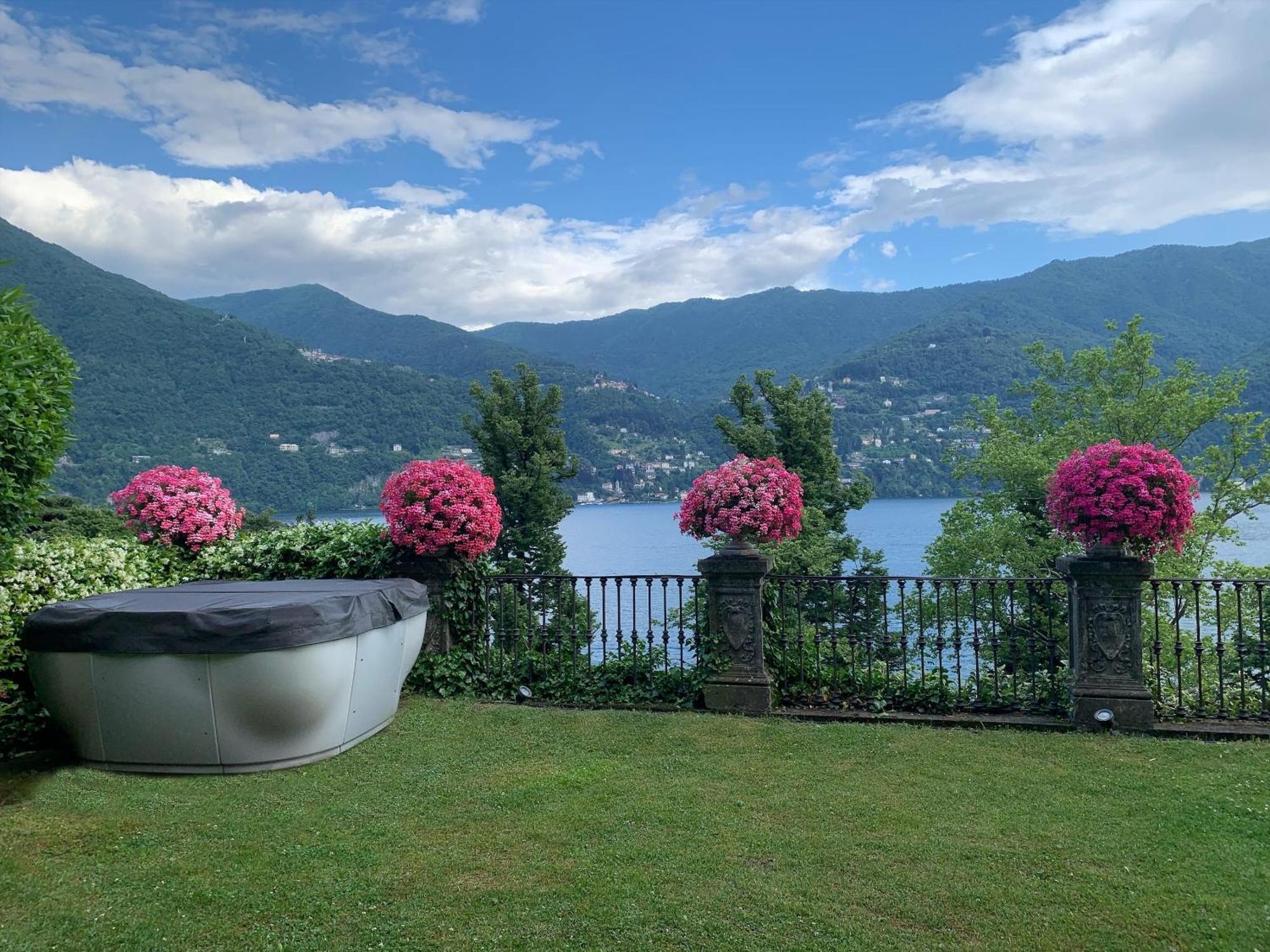 Villa Castiglioni Luxury Apartment Laglio Eksteriør billede