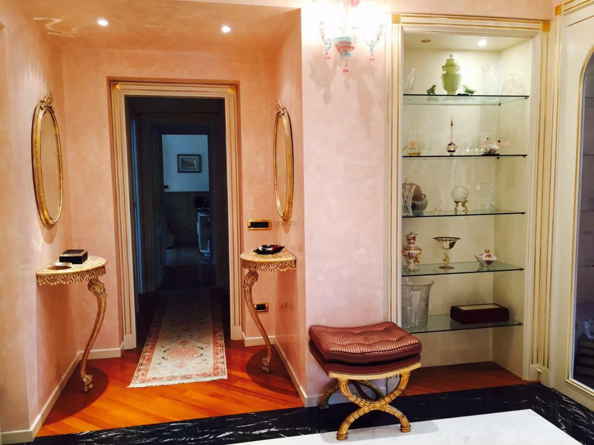 Villa Castiglioni Luxury Apartment Laglio Eksteriør billede